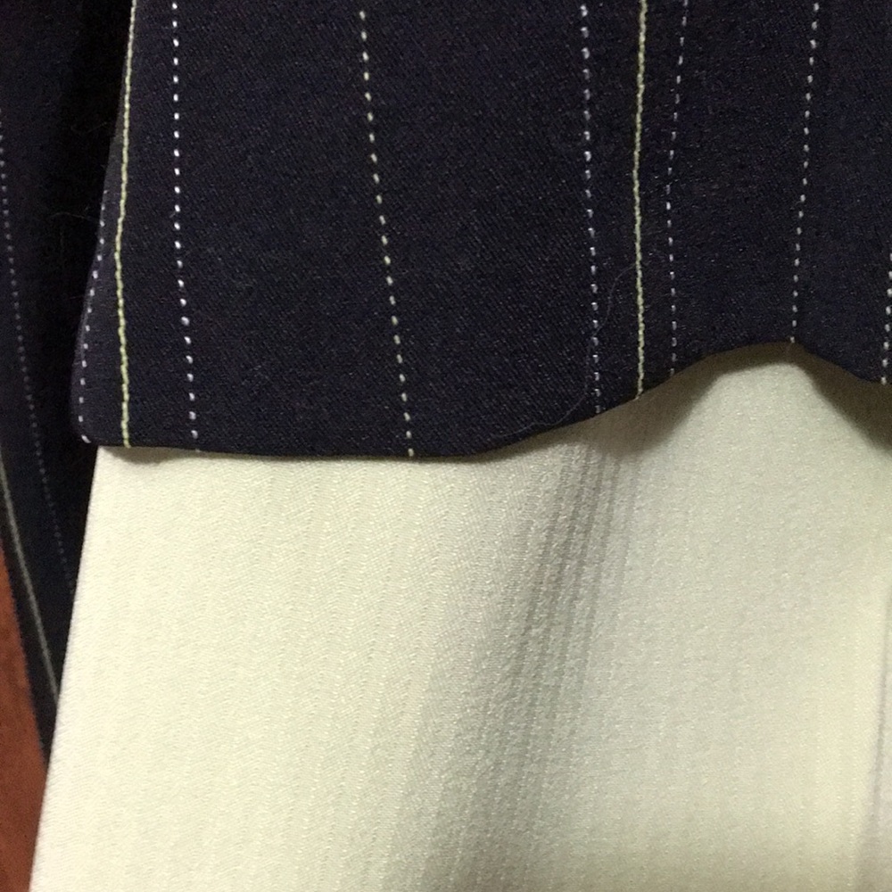 Two pc suit - Picture 4 of 6